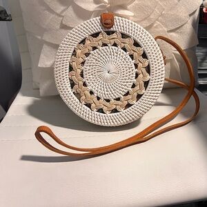 Elegant Woven Crossbody Bag - White and Tan